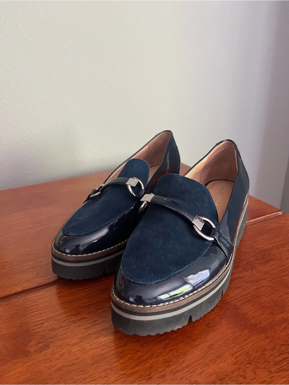 Women's 6.5 Navy Patent & Suede Platform Loafers